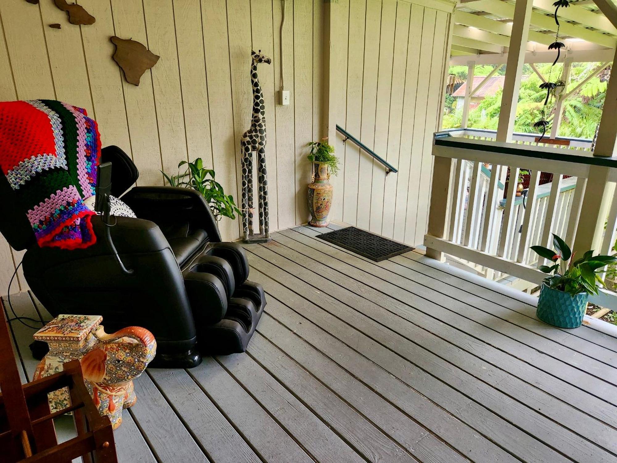 Aloha Junction Bed And Breakfast -Minutes Away From Hawaii Volcanoes National Park Buitenkant foto