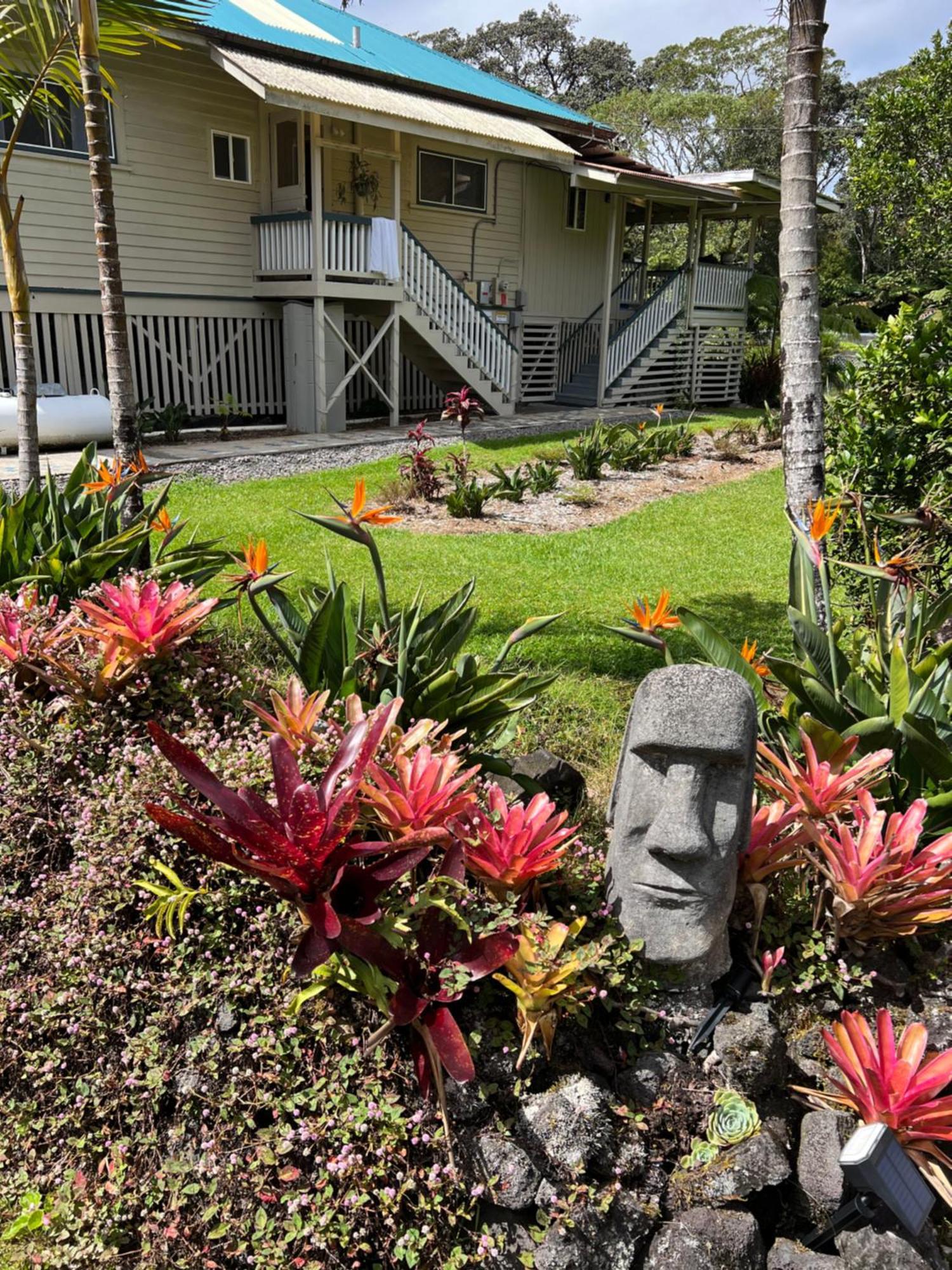 Aloha Junction Bed And Breakfast -Minutes Away From Hawaii Volcanoes National Park Buitenkant foto