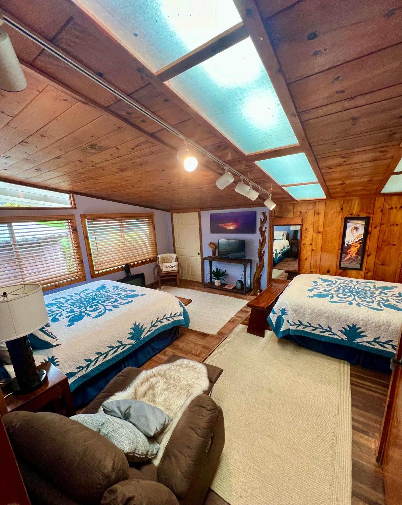 Aloha Junction Bed And Breakfast -Minutes Away From Hawaii Volcanoes National Park Buitenkant foto